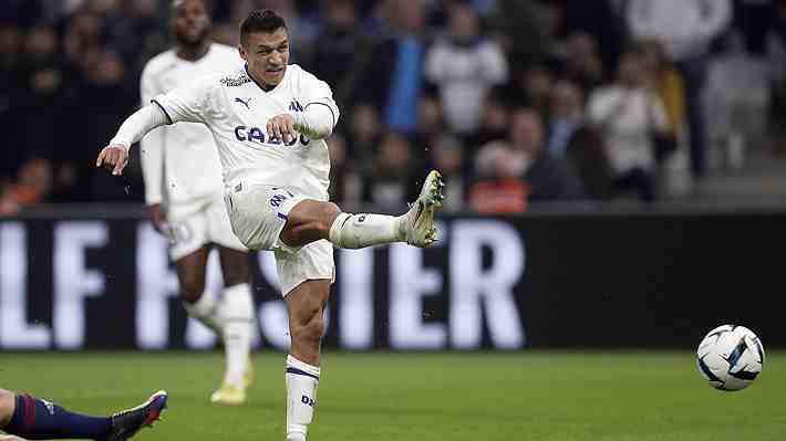 Ahora surgen dos clubes interesados en sacar a Alexis de Europa con atractivas ofertas