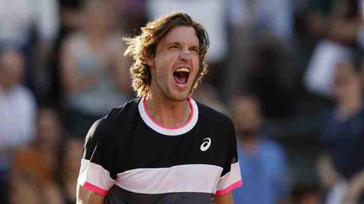 Un brillante Jarry vence al 75 del mundo y pasa por primera vez a octavos de un Grand Slam en Roland Garros