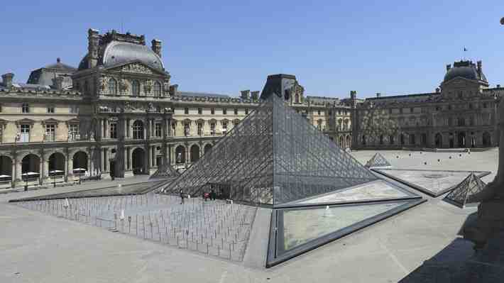 Famoso museo del Louvre acogerá obras de arte ucranianas para preservarlas durante la guerra