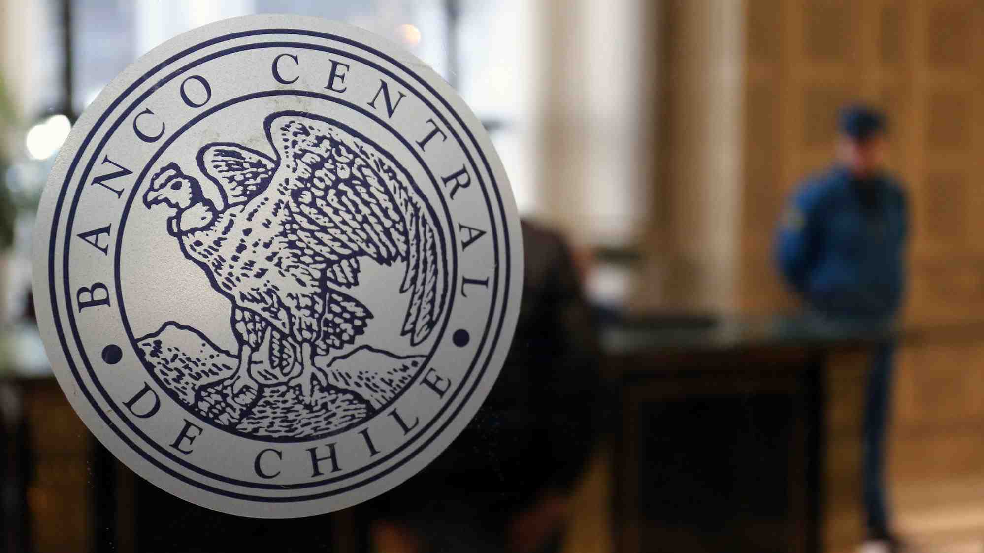 Banco Central activa nuevo plan de reposición y ampliación de reservas: Iniciará compra de divisas por US$10 mil millones
