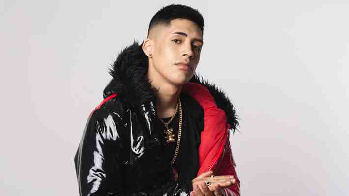 Cris MJ galardonado como Top Artista Nuevo Masculino en los Premios Tu Música Urbano 2023