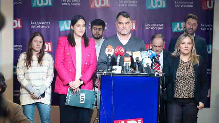 UDI presenta a equipo de abogados para profundizar indagatoria sobre convenios entre Minvu y Democracia Viva