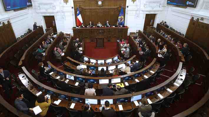 "Con mi plata no" supera las 10 mil firmas y se convierte en la primera iniciativa popular que revisará el Consejo Constitucional