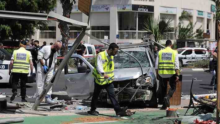 Ataque palestino cerca de la embajada chilena en Israel deja 7 heridos en medio de tensiones tras bombardeos en Cisjordania