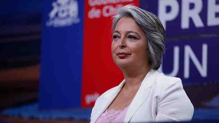 Jara y reforma de pensiones: "A los únicos que les interesa que las AFP sobrevivan son a las propias AFP"