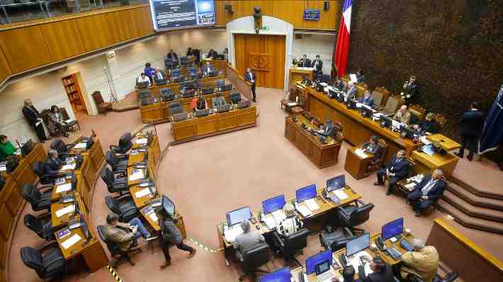 "Está rayando en lo absurdo": Gobierno critica que el Senado vaya al TC por Comisión de Desinformación