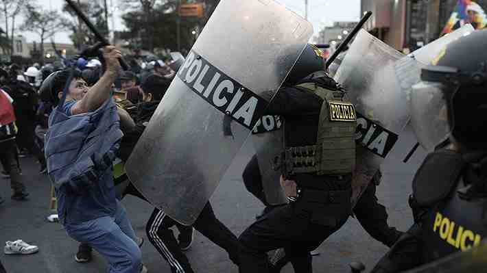Policía de Perú eleva a 10 los detenidos durante las protestas contra el gobierno de Dina Boluarte