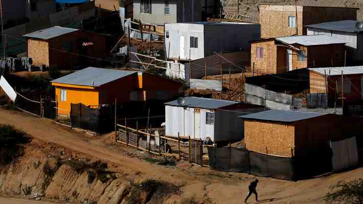 Críticas al "centralismo" y preocupación: El análisis en las zonas más pobres según Casen