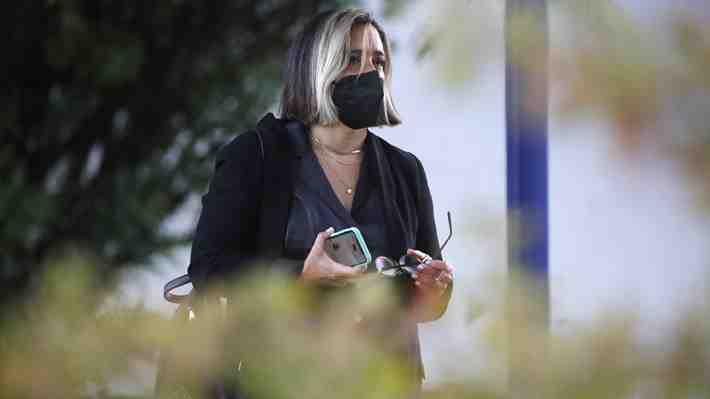 Corporación de Desarrollo de Santiago afirma que convenios firmados por ex subsecretaria están "dentro de la legalidad"