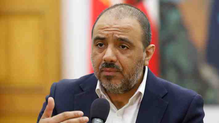 Ministro Ávila envía oficio a profesores: En diciembre ingresarán proyecto para reparar "casos más urgentes" de deuda histórica
