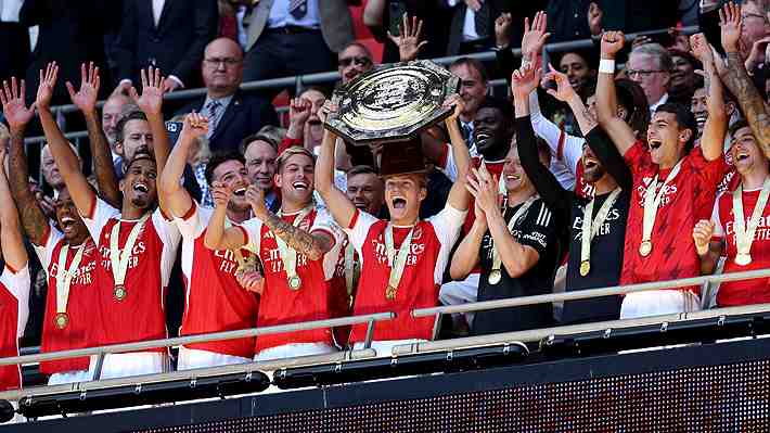Arsenal gana la Community Shield tras vencer al City por penales: Mira los goles y la premiación