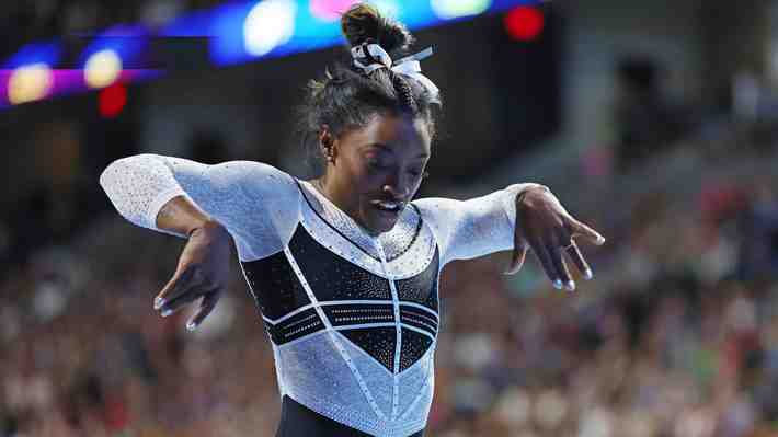 Simone Biles aparece en la nómina preliminar de Estados Unidos para Santiago 2023