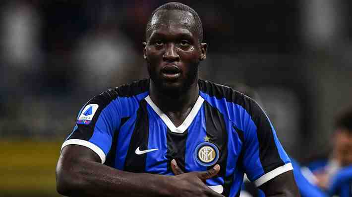 Polémica por la "traición" de Lukaku agita el fútbol italiano y hay nuevas y duras críticas al delantero