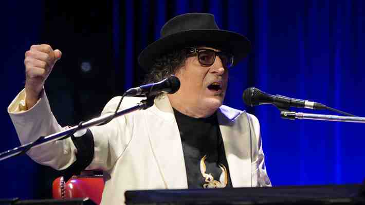 Charly García es internado en un hospital de Buenos Aires tras concurrir por exámenes rutinarios
