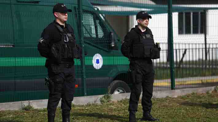 Detienen a gendarme que ingresaba droga y celulares a cárcel en Angol: Fue puesto en arresto domiciliario total