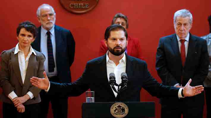 Pérdida de confianzas y "falta de elenco": El balance que dejó el cambio de gabinete tras la crisis por el Caso Convenios