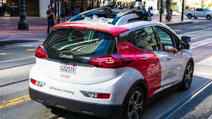 Taxis autónomos de Cruise son investigados por accidentes de tránsito