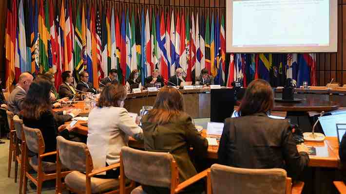 Junto a Argentina y Haití : Cepal sitúa a Chile entre los 3 países de América Latina que decrecerán en 2023