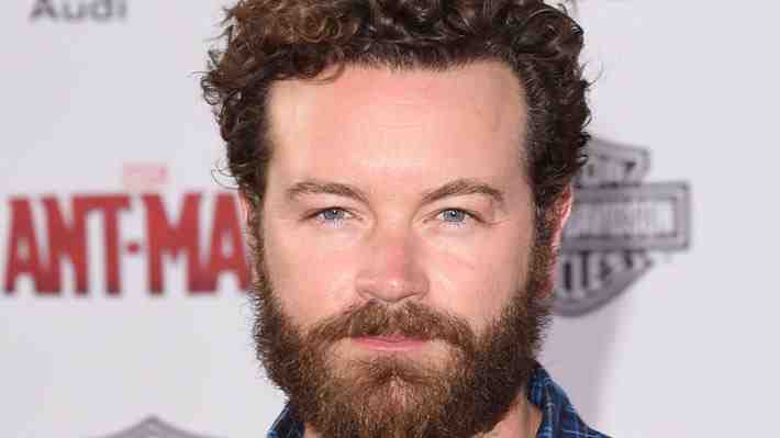 Actor de "That '70s Show" fue condenado a 30 años de prisión por drogar y violar a dos mujeres