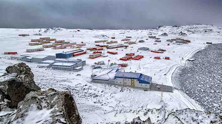 "La Antártica es un tema nacional": La discusión que se instala por más soberanía y otros desafíos clave en el territorio