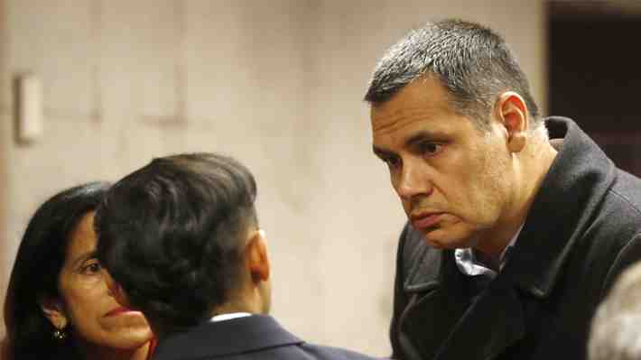 Fiscalía pide 12 años de cárcel para ex oficial de Carabineros acusado de cegar a Gustavo Gatica