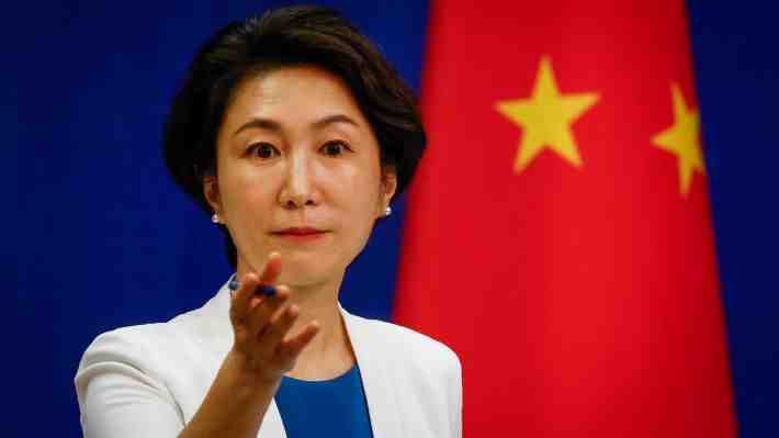 China tacha de "absurdo" que la ministra de Exteriores alemana llamase "dictador" a Xi Jinping