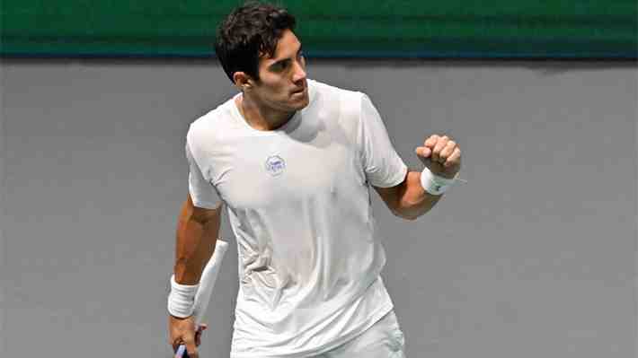 Cristian Garin sufre, pero vence a Yi Zhou y avanza en el ATP de Zhuhai... Ahora enfrentará Jan-Lennard Struff