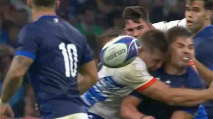 Mundial de rugby: Antoine Dupont, figura de Francia, sufre violento cabezazo en el rostro y podría perderse lo que resta de torneo
