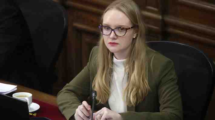 Las tensiones entre la presidenta del Consejo y el Gobierno en medio de la votación de la propuesta constitucional