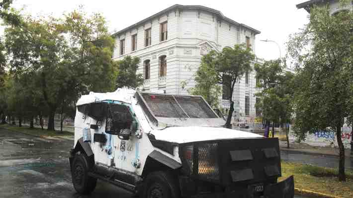 Liceo de Aplicación asegura que cuatro alumnos participaron en incidentes que terminaron con inspector rociado con acelerante