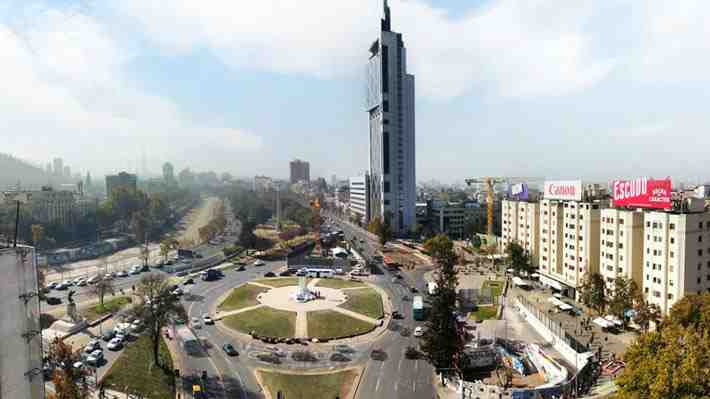 Repavimentación, basurales y "urbanismo táctico": Las "manitos de gato" que aún faltan en la ciudad ad portas de Santiago 2023