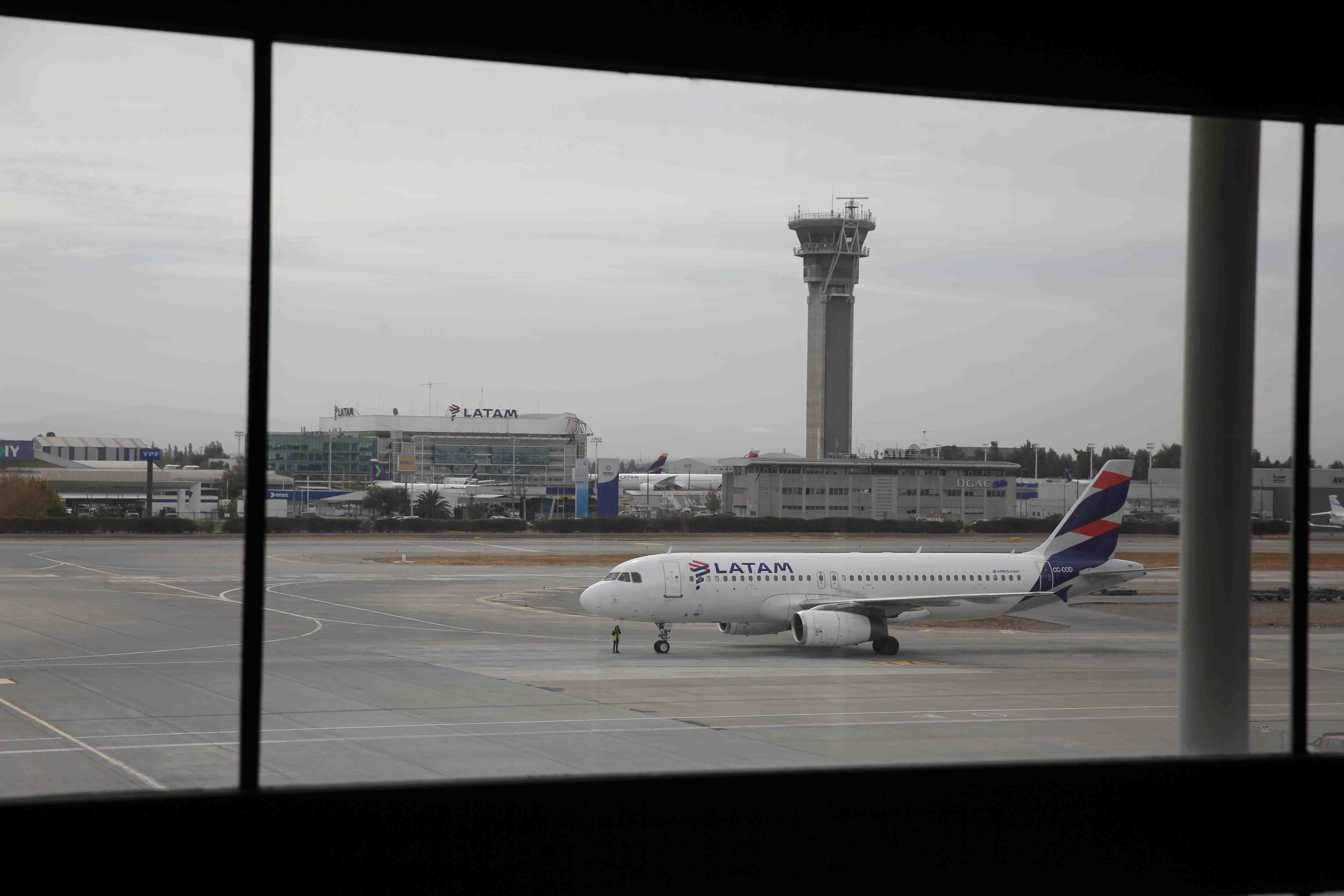 Controladores de tránsito aéreo anuncia movilización para este viernes 6 de octubre y advierten retrasos en aeropuertos del país