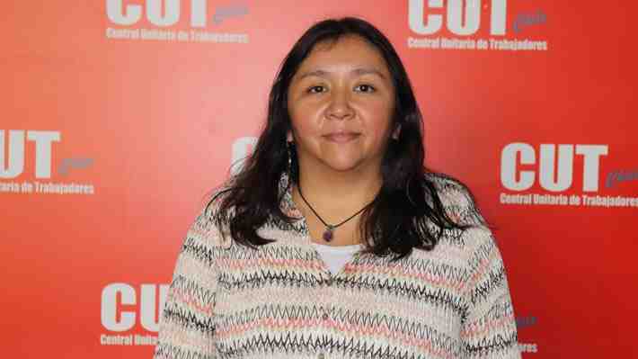Karen Palma, la paramédico y trabajadora social del PC que dirige la Fenats en su arremetida contra el Minsal