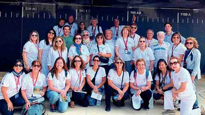 Grupo de 28 chilenos quedó varado en Israel: Terminaba una peregrinación cuando comenzaron los ataques