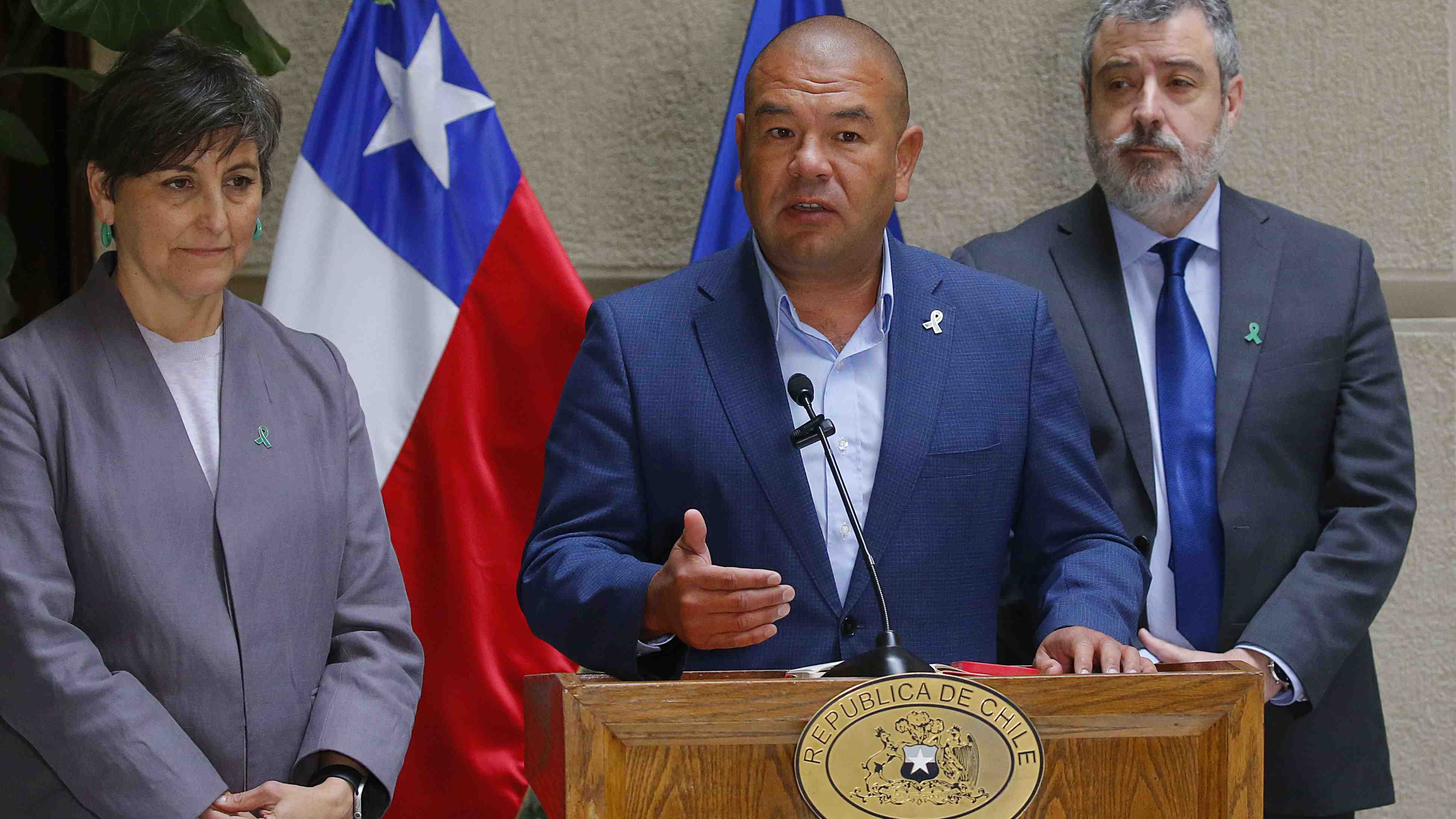Isapres: Superintendente Torres dice que informe técnico "basa cálculos en supuestos distintos a lectura literal del fallo"