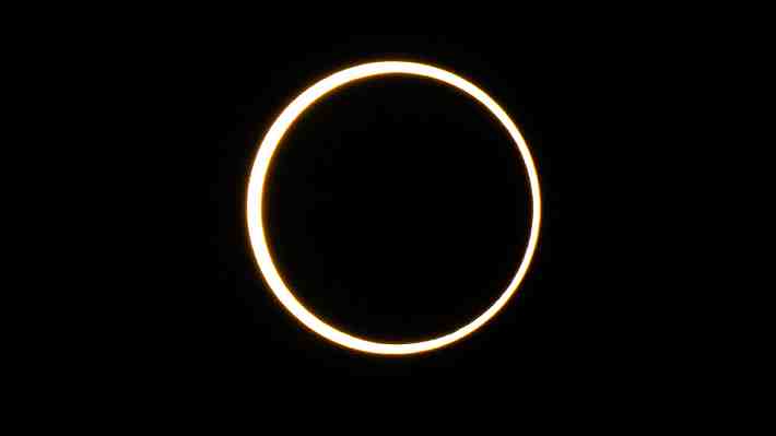 Fotos: Las imágenes del eclipse "anillo de fuego" que deslumbró a millones de personas en el continente americano