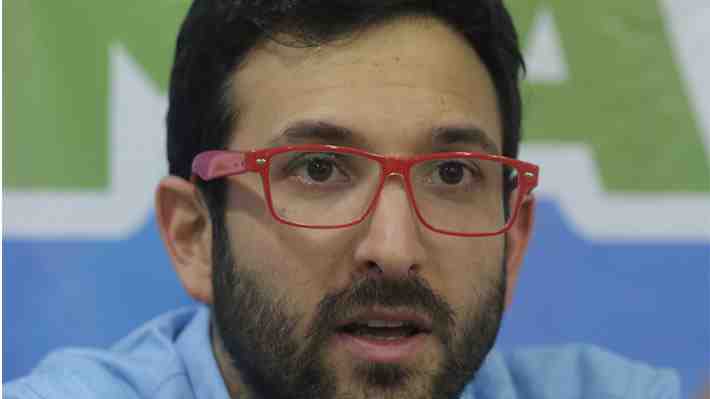 "Vengo a manifestarle mi disponibilidad": Crispi pide a comisión investigadora ser citado en la próxima sesión
