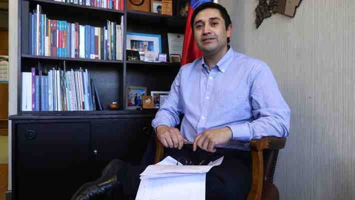 Diputado Calisto se inclina por el A Favor: "Hay que cerrar el conflicto histórico de la Constitución de Pinochet"