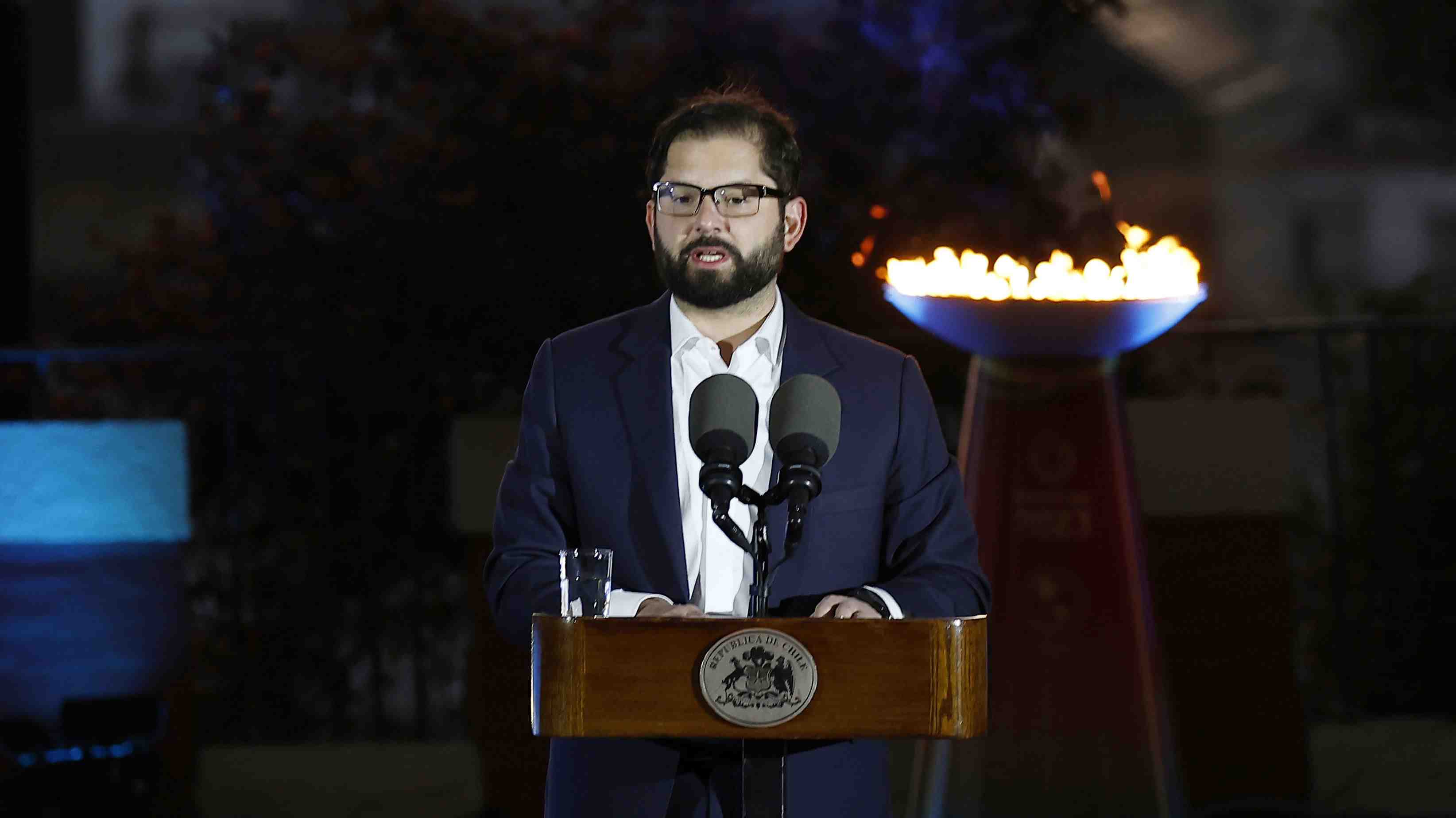Boric sube el tono por "permisología" y compromete bajar en un 30% los plazos: "Nuestros sistema es irracional"