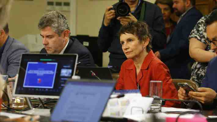Necesidad habitacional y migración irregular: Los ejes que tensionan el debate en el veto a ley de usurpaciones