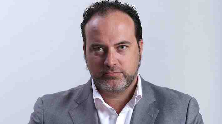Allanan casa de Daniel Sauer, empresario de audios sobre pagos en SII y CMF: Se llevaron computadores y armas
