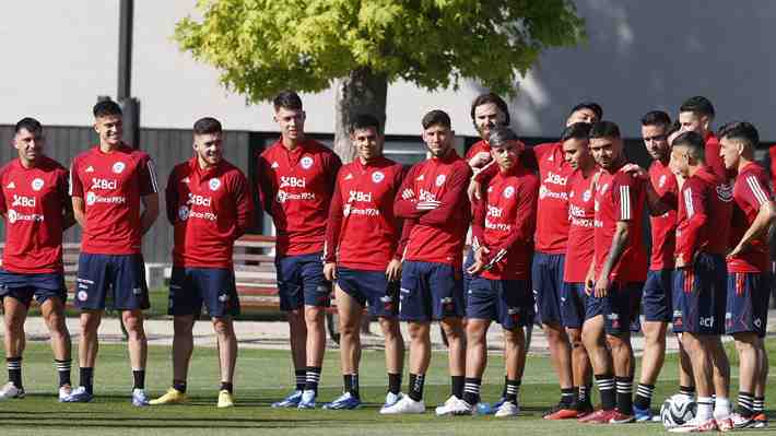 La "Roja" entrena esta mañana pensando en Ecuador y ya hay DT para dirigir