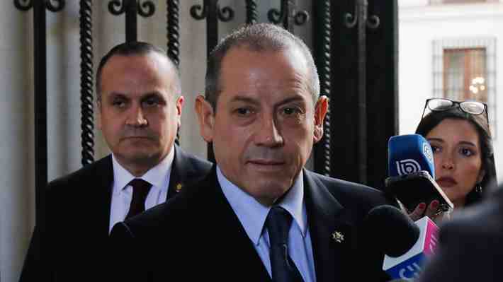 Director de la PDI afirma que cifra de expulsiones se fijarán por una "agenda semanal" y que ya se dispusieron equipos especiales
