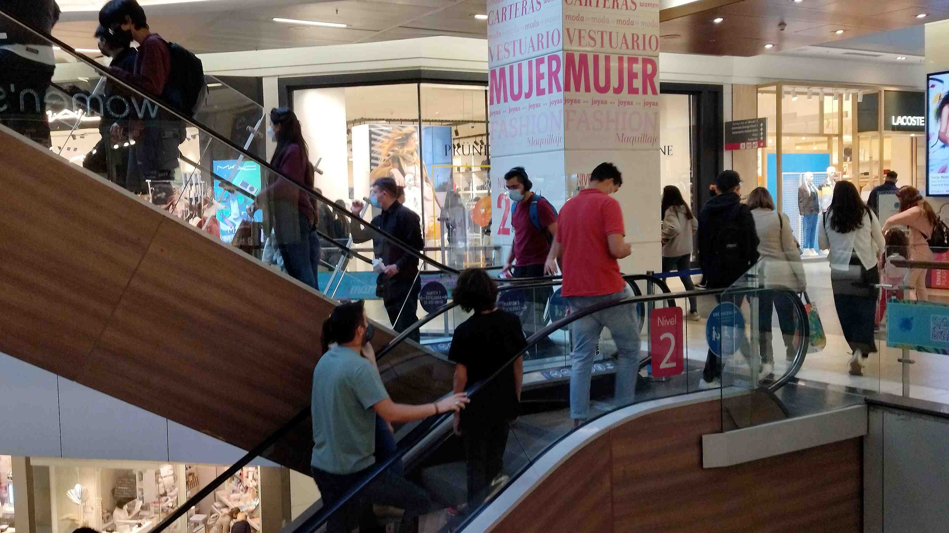 Encuesta CNC: La mayoría gastará lo mismo o menos esta Navidad y un 14% piensa endeudarse