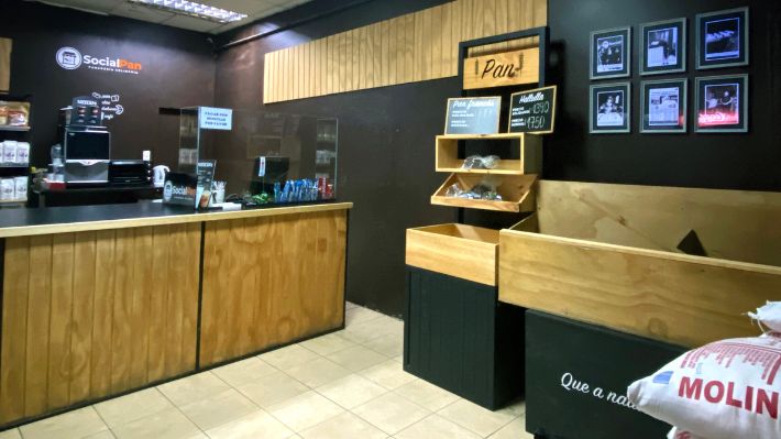 "La solidaridad como core del negocio": La fundadora de SocialPan cuenta cómo funciona la panadería colaborativa