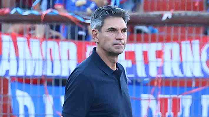 Mauricio Pellegrino no acepta preguntas, da escueta conferencia en su adiós a la U y deja una potente frase
