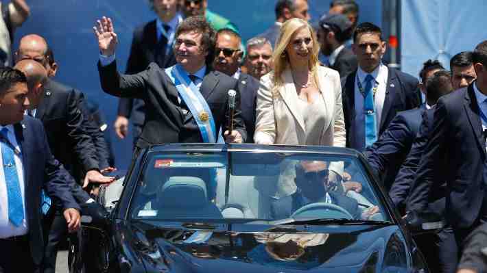 Milei asume la presidencia de Argentina: "Ningún gobierno ha recibido una herencia peor que la que recibimos nosotros"