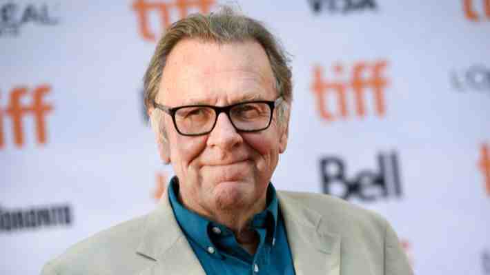 Dos veces nominado al Oscar y protagonista en "Full Monty": Fallece actor Tom Wilkinson a los 75 años