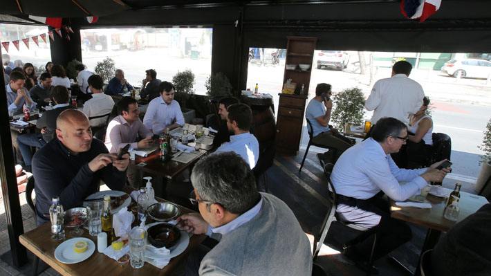 Precios por las nubes: El alto costo de los restaurantes en Chile