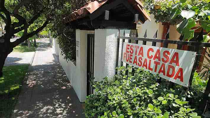 Seguridad en vacaciones: Expertos analizan los cuatro errores que no hay que cometer al dejar la casa en verano